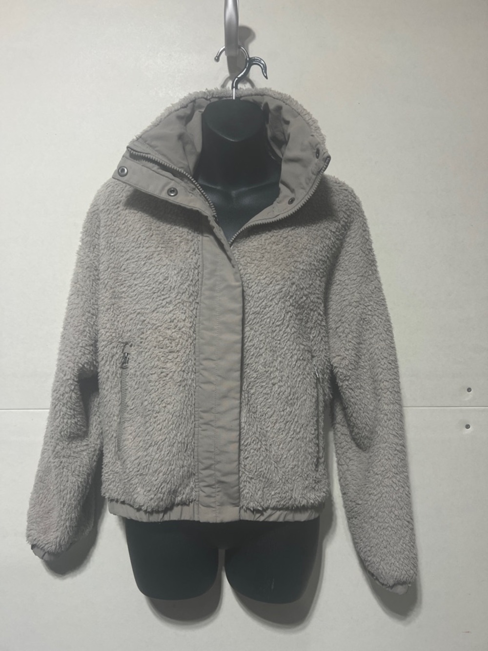 Vuori Taupe Sherpa Zip Jacket